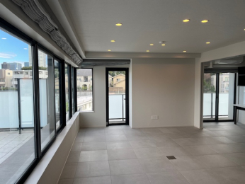 �@���r���O�_�C�j���O