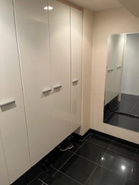 �@�V���[�Y�{�b�N�X